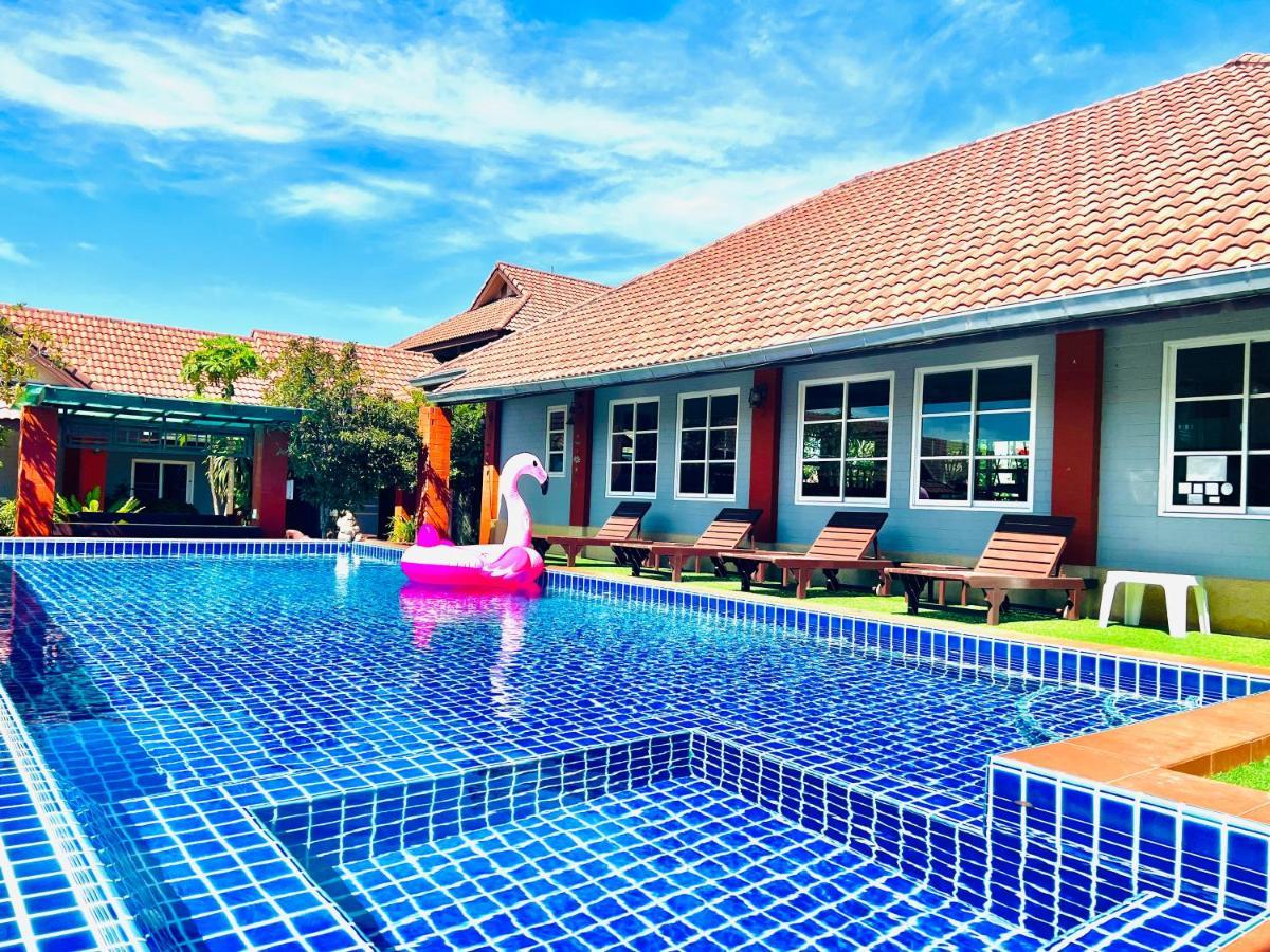 Benwadee Resort Pattaya Ban Pong  Exterior foto